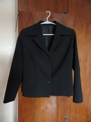 Костюм: пиджак+юбка черного цвета на школьницу рост 150-152см