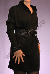 Черное теплое платье с широким поясом