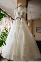 Продам свадебное платье суперсчастливое ул.Чаадаева